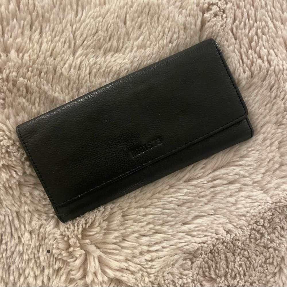 Roots Leather Wallet